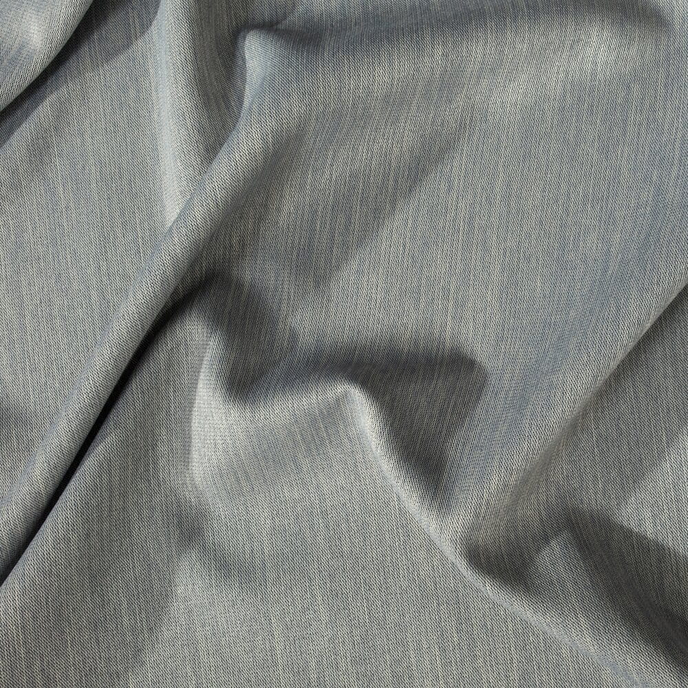 zaslona-gotowa-zaciemniaja-135x250-cm-szara-7.jpg