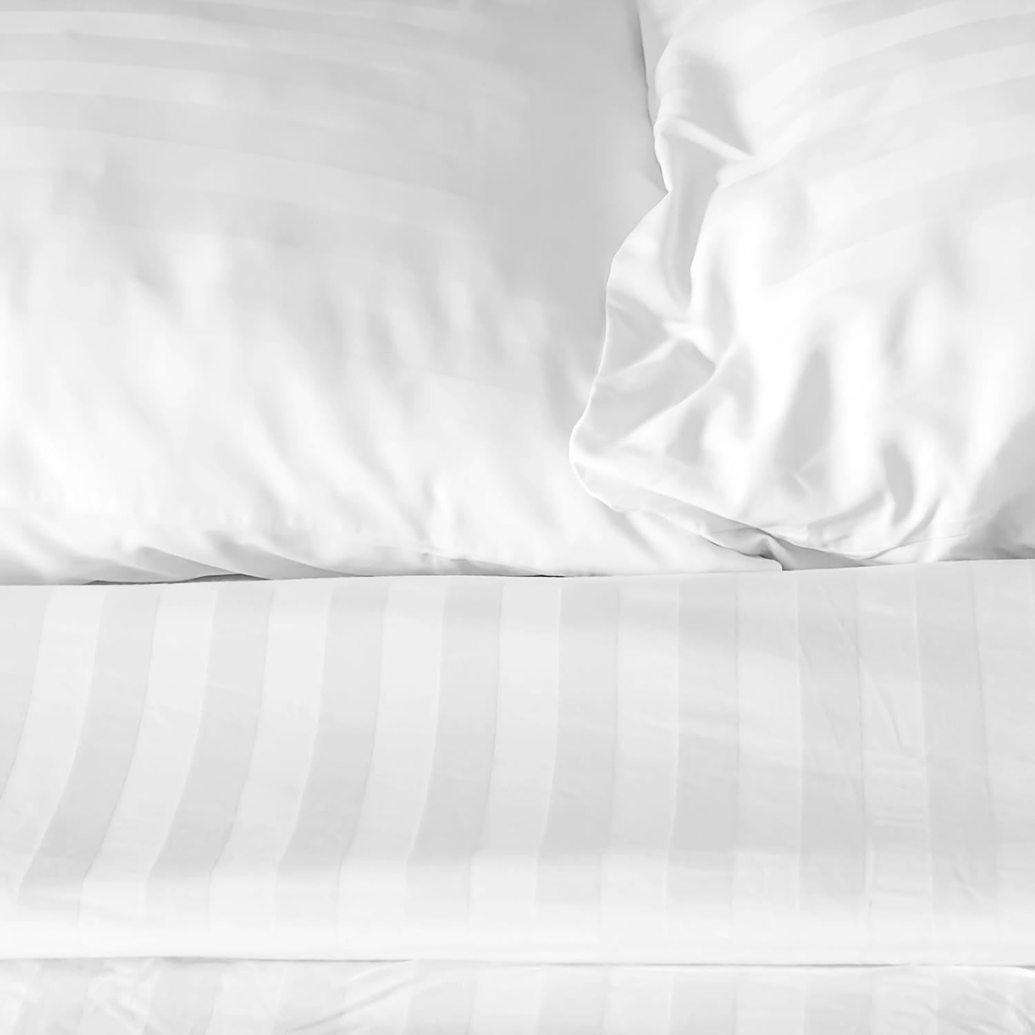 Pościel bawełniana 160x200 cm biała w delikatne białe paski