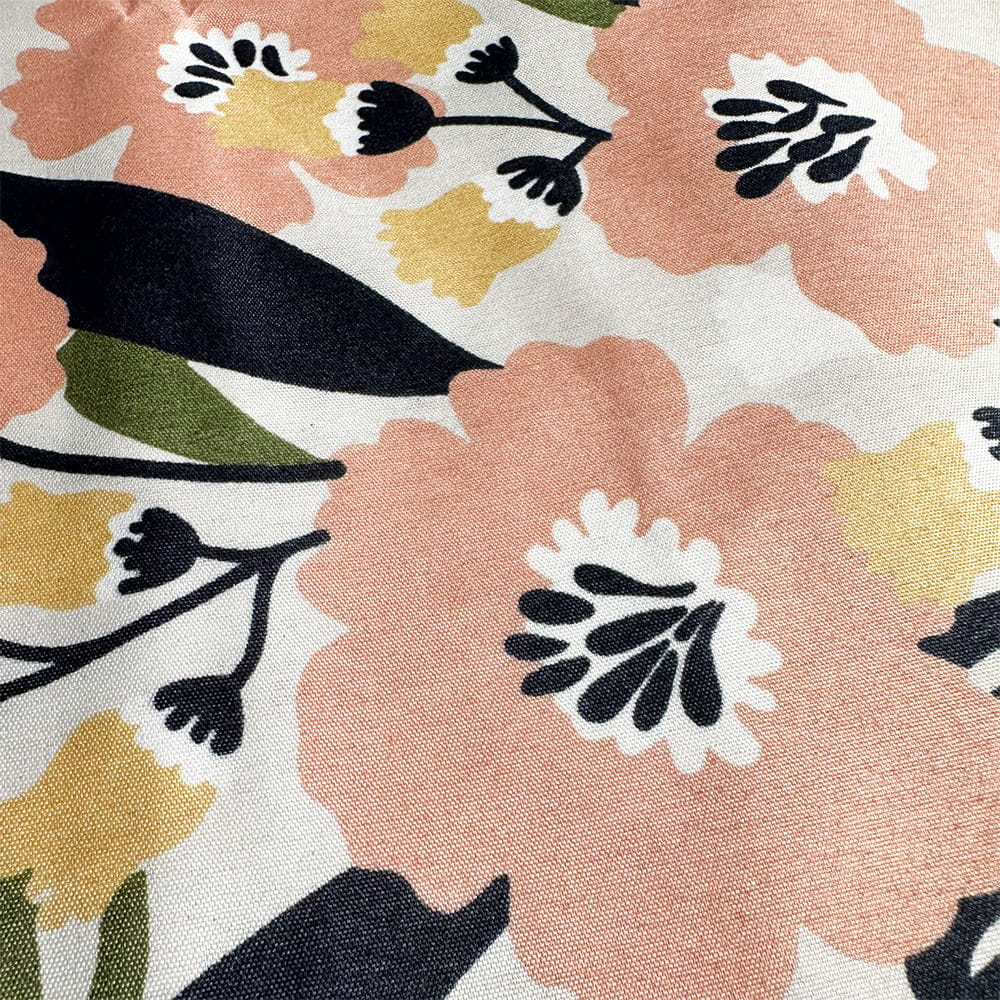 Pościel 4-częściowa z satyny bawełnianej 220x200 cm łososiowa ze wzorem kwiatowym dwustronna