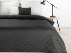 Narzuta BONI 3 pikowana  w geometryczny wzór 170x210 cm czarna